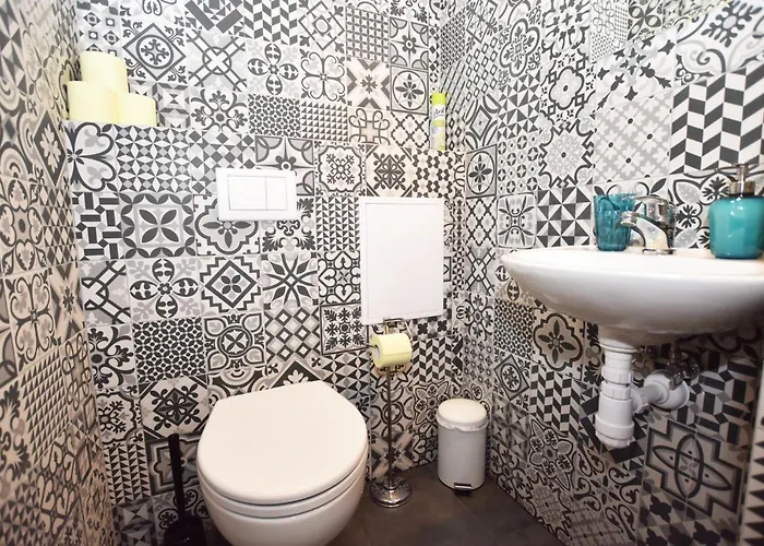 Dukes - Prywatne, Rynek *