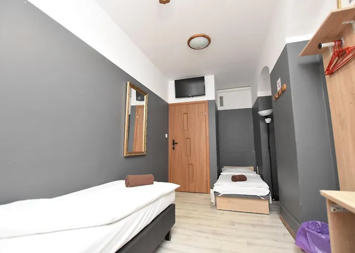 Dukes - Prywatne, Rynek Hostel Βρότσλαβ