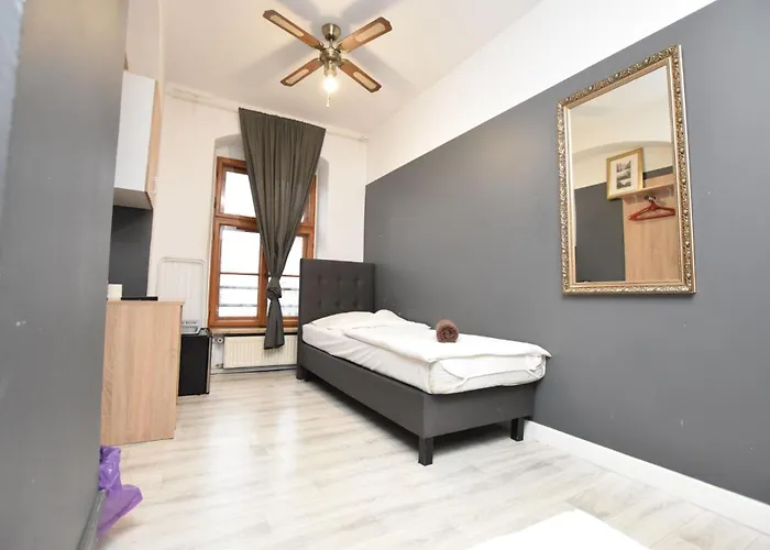 Dukes - Prywatne, Rynek Hostel Βρότσλαβ