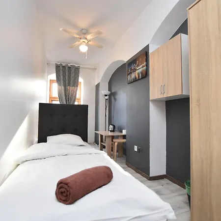 Dukes - Prywatne, Rynek *