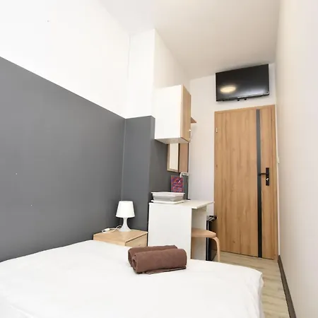 Hostal Dukes - Prywatne, Rynek