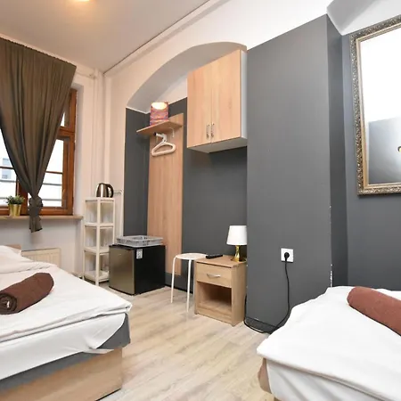 Dukes - Prywatne, Rynek Вроцлав