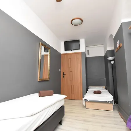 Dukes - Prywatne, Rynek Hostel Wrocław