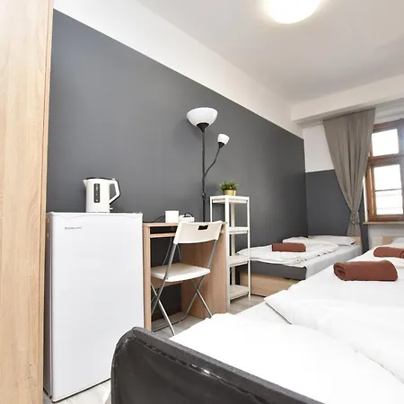 Hostal Dukes - Prywatne, Rynek